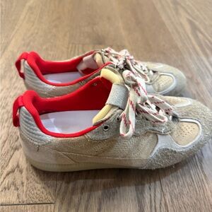 ALOHAS Trek Beige and Red Sneakers
